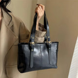Retro-Inspired One-Shoulder Leather Handbag