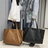 Women's Retro-Style Large Capacity Leather Tote Bag