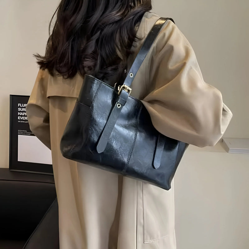 Retro-Inspired One-Shoulder Leather Handbag