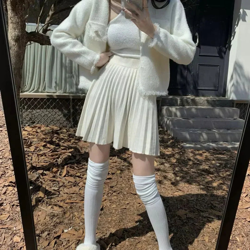 Cozy knit midi skirt – Soft, stylish & effortlessly chic