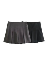 Vintage high-waisted pleated mini skirt