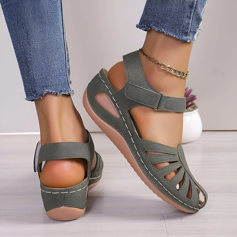 Women's Comfortable Closed-Toe Sandals