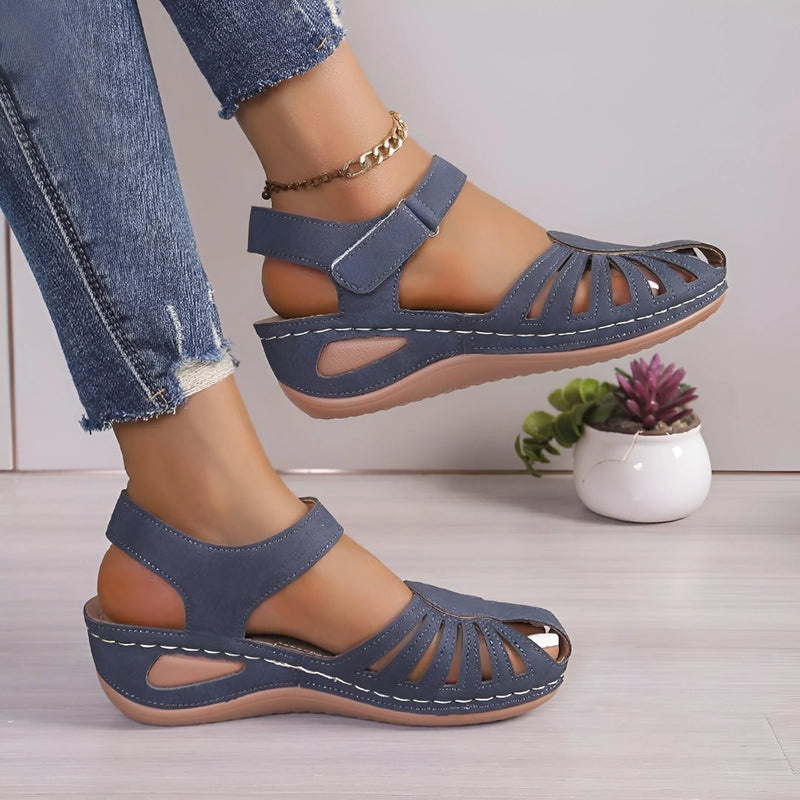 Women's Comfortable Closed-Toe Sandals
