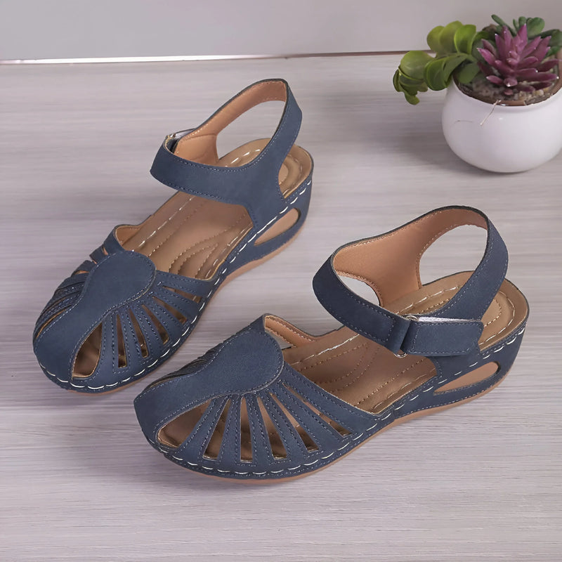 Women's Comfortable Closed-Toe Sandals