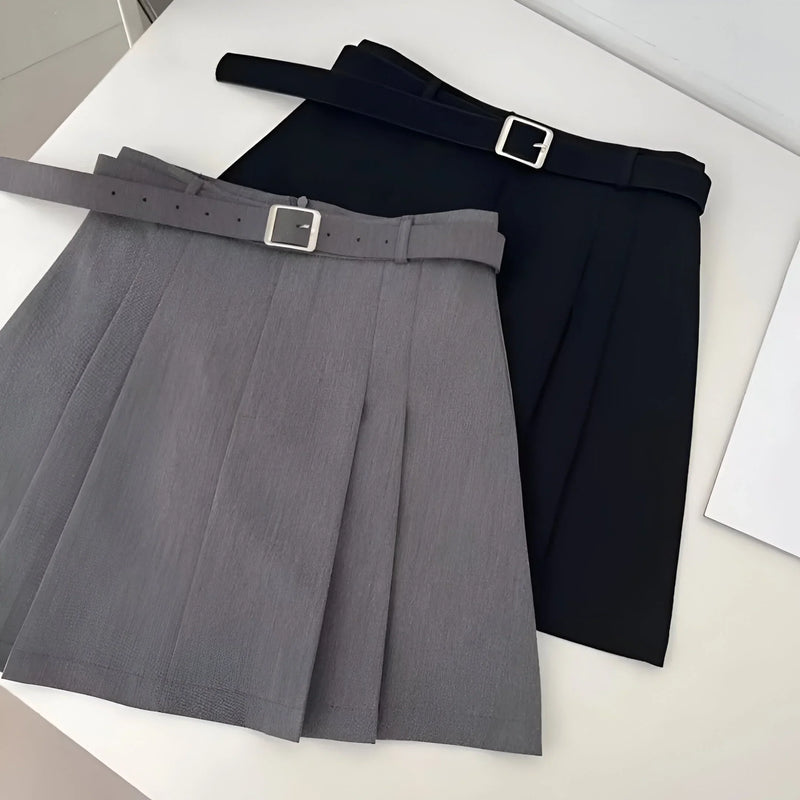 High-waist pleated A-line skirt