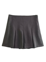 Vintage high-waisted pleated mini skirt