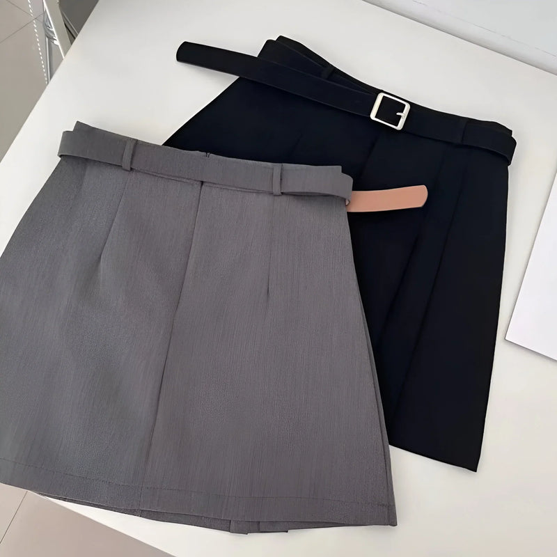 High-waist pleated A-line skirt
