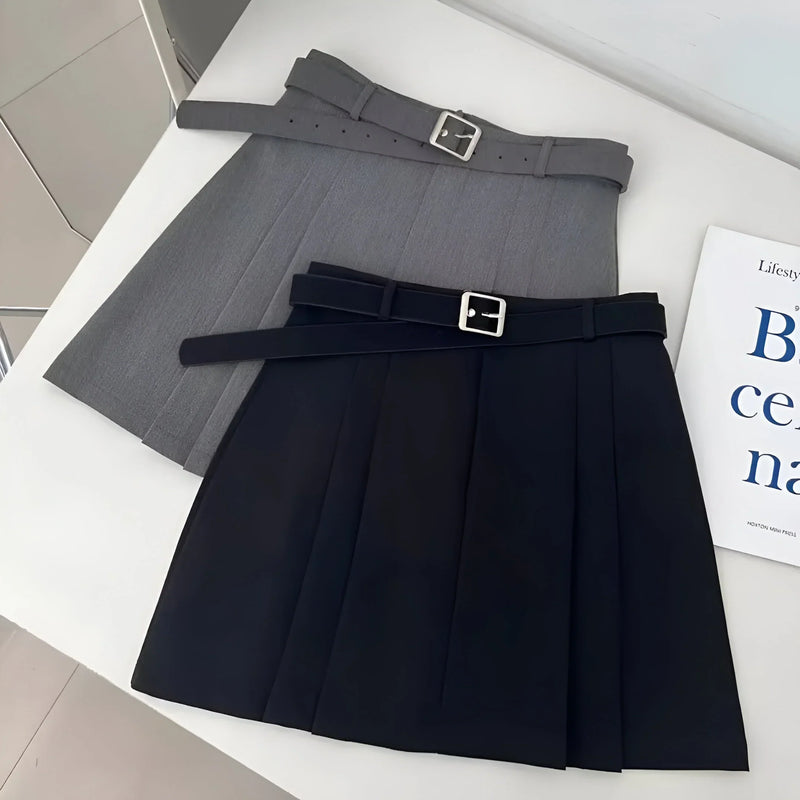 High-waist pleated A-line skirt